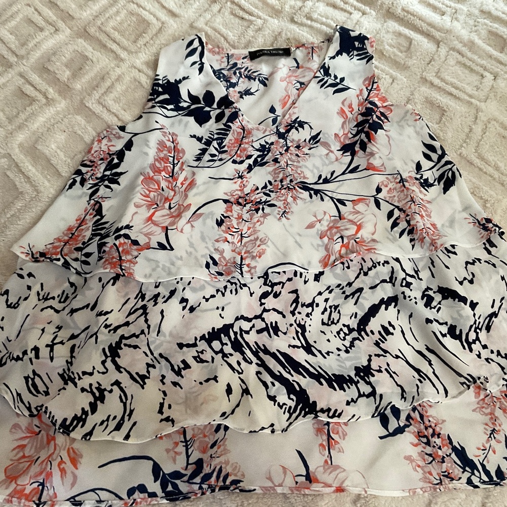 Ivanka Trump sleeveless layered top, white, navy, orange, size medium